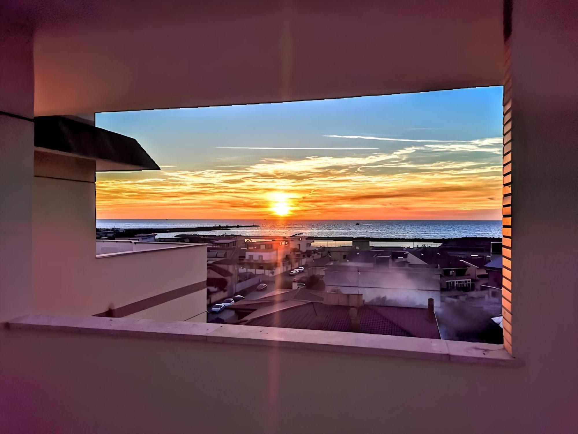 Appartamento Vuel Sea View House -10 Minutes From The Airport Fiumicino Esterno foto